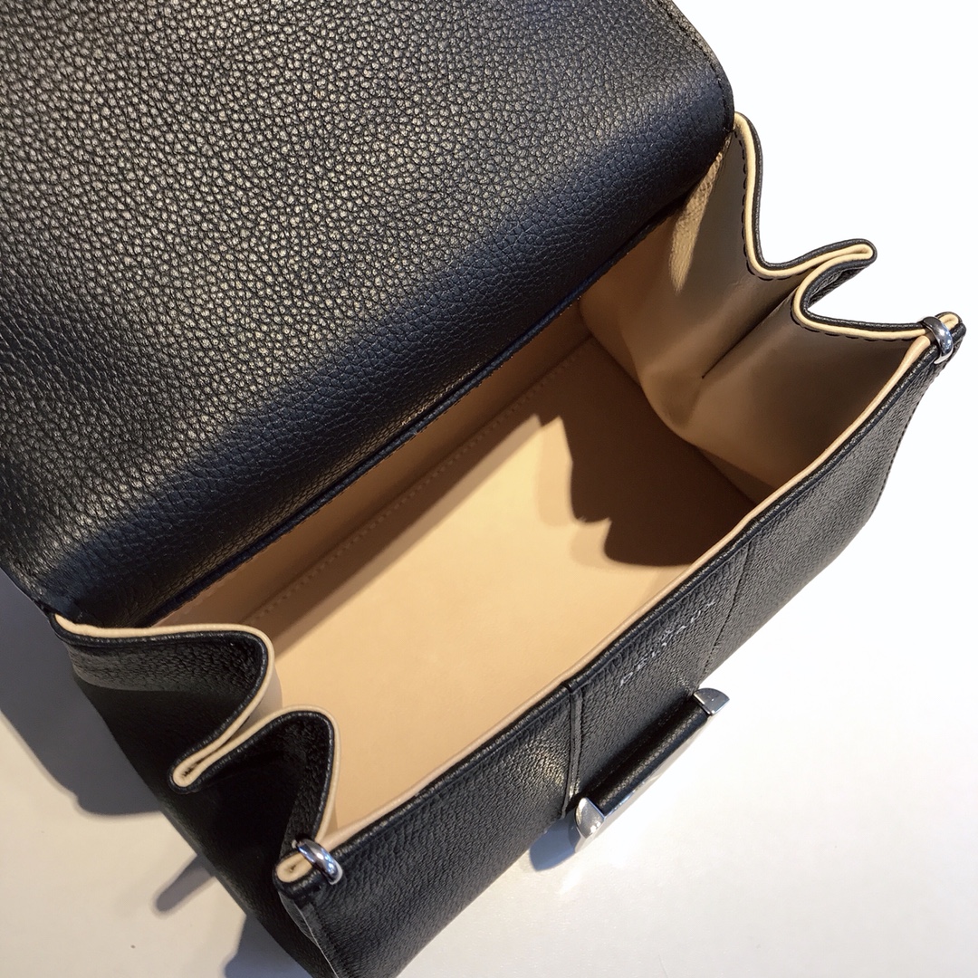 델보 브리앙 MM 토고백 스몰